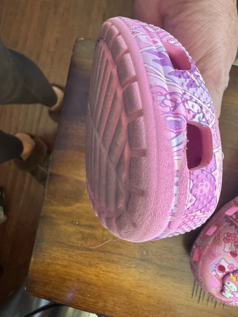 CROCS hello kitty